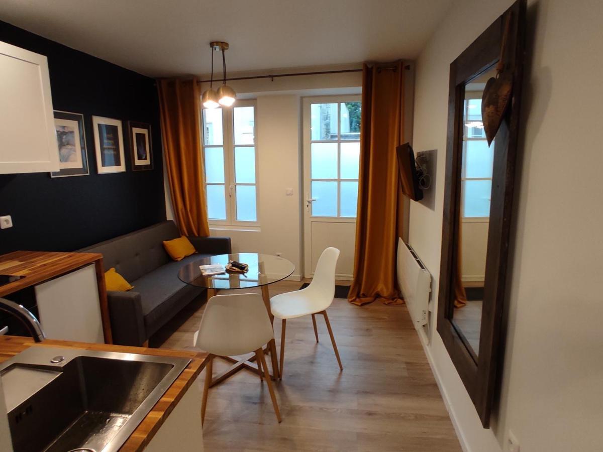 Gites Les Pourquoi Pas - Residence De Tourisme Dsv Bayeux Exteriör bild